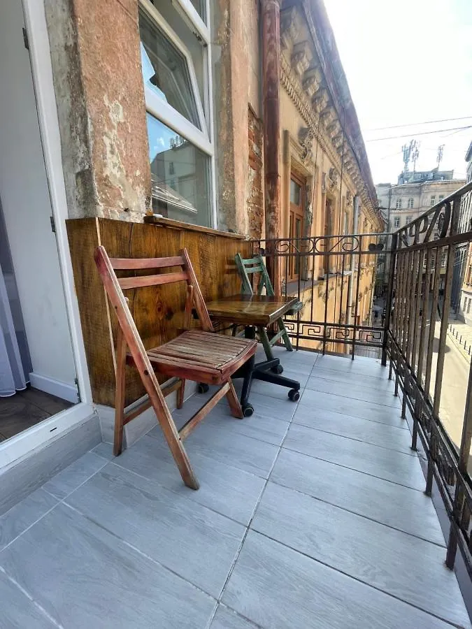 Apartamento Фурманська, 3 Leópolis 0*,